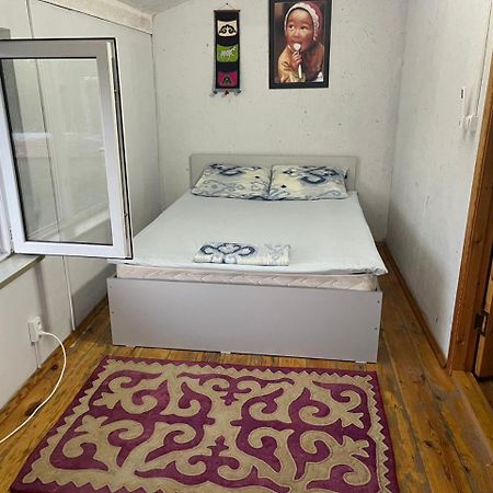 Toktogul Ghesthouse Ξενοδοχείο Εξωτερικό φωτογραφία