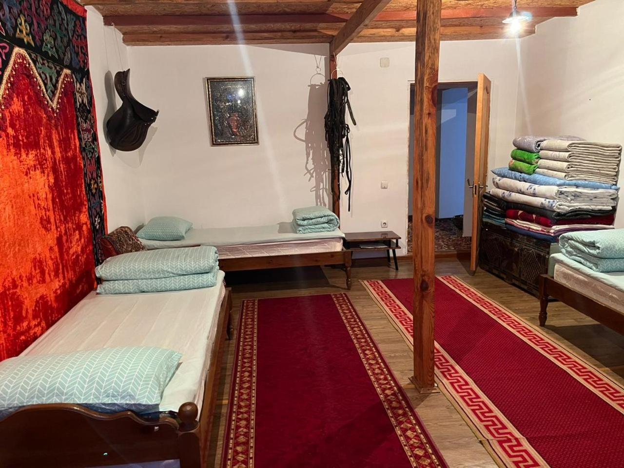 Toktogul Ghesthouse Ξενοδοχείο Εξωτερικό φωτογραφία