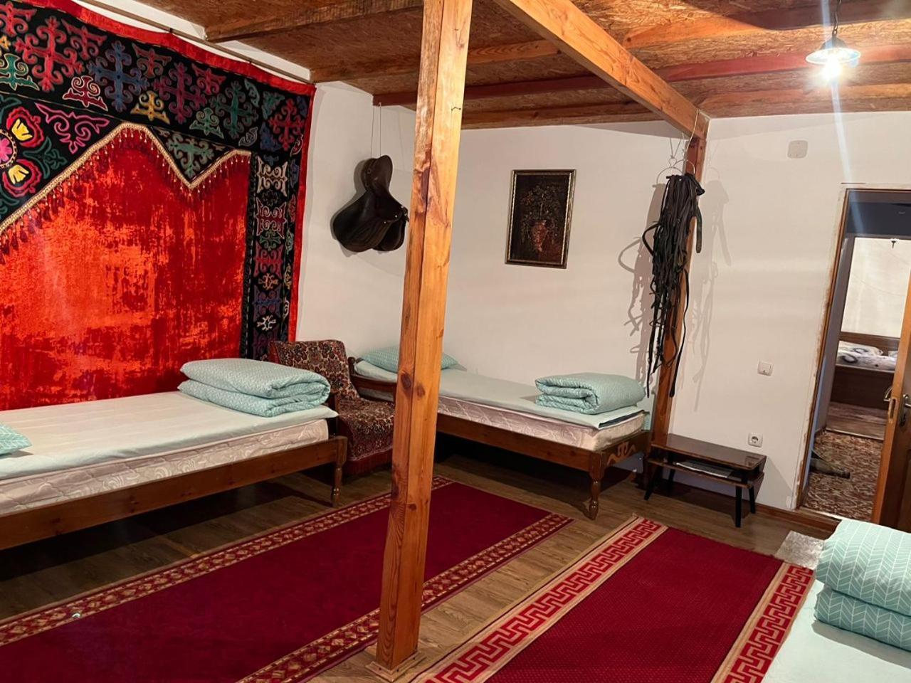 Toktogul Ghesthouse Ξενοδοχείο Εξωτερικό φωτογραφία